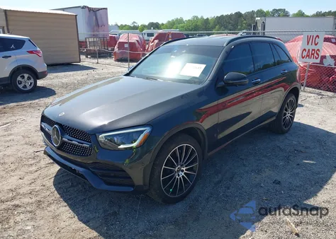 2021 Mercedes-Benz Glc 300 4Matic Suv z USA, uszkodzony, nr VIN W1N0G8EBXMF995869